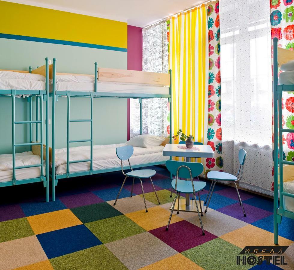 Press Hostel Варшава Экстерьер фото