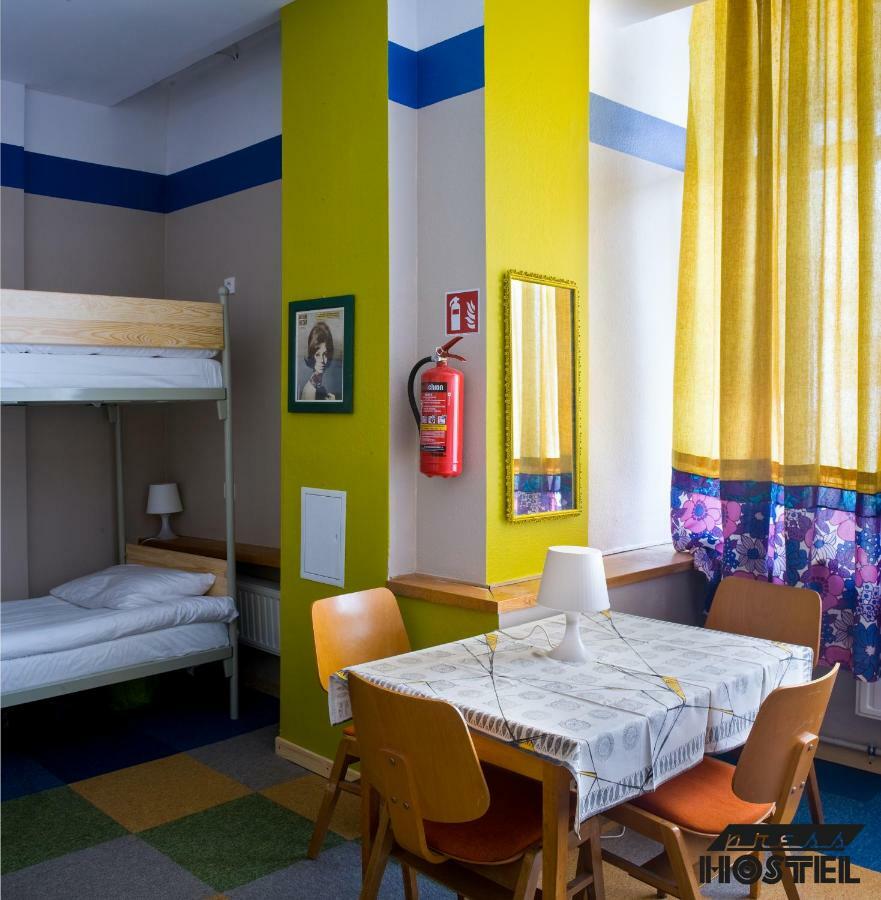 Press Hostel Варшава Экстерьер фото