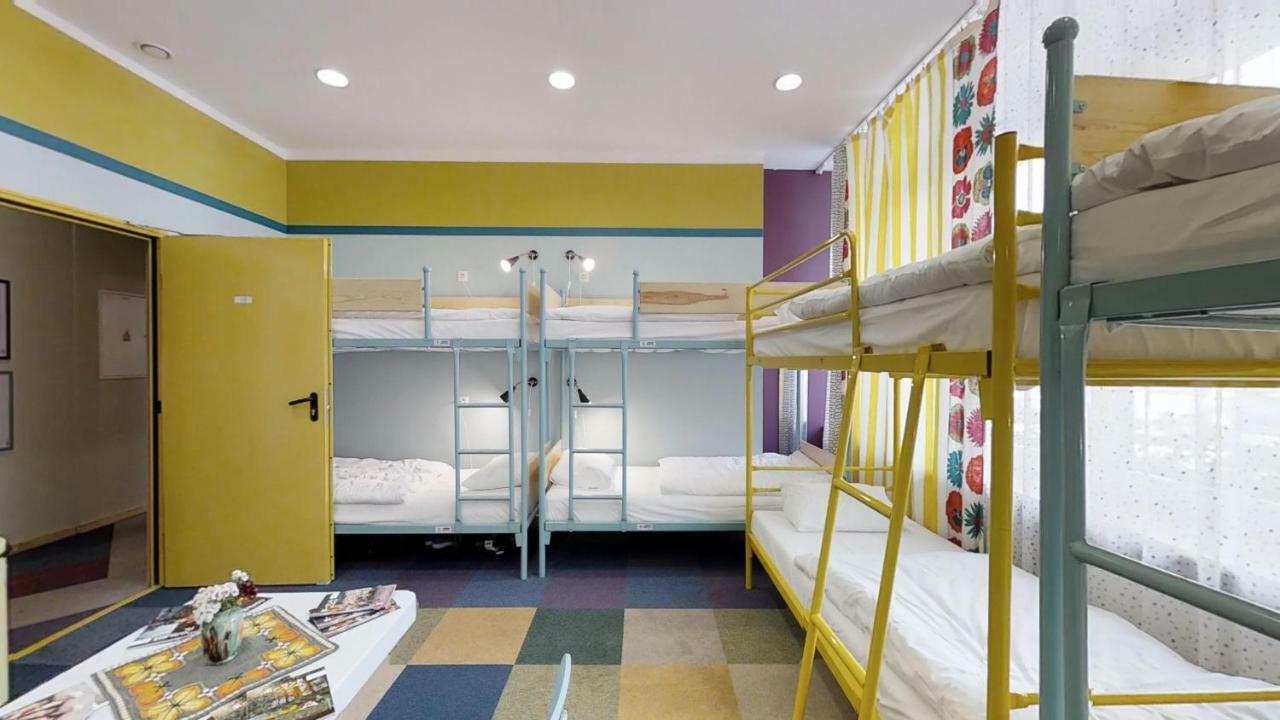 Press Hostel Варшава Экстерьер фото