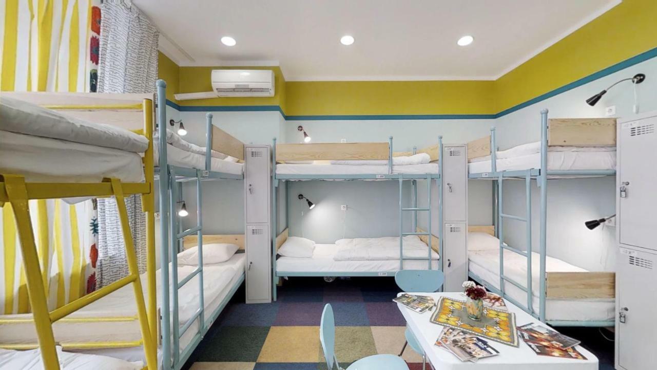 Press Hostel Варшава Экстерьер фото