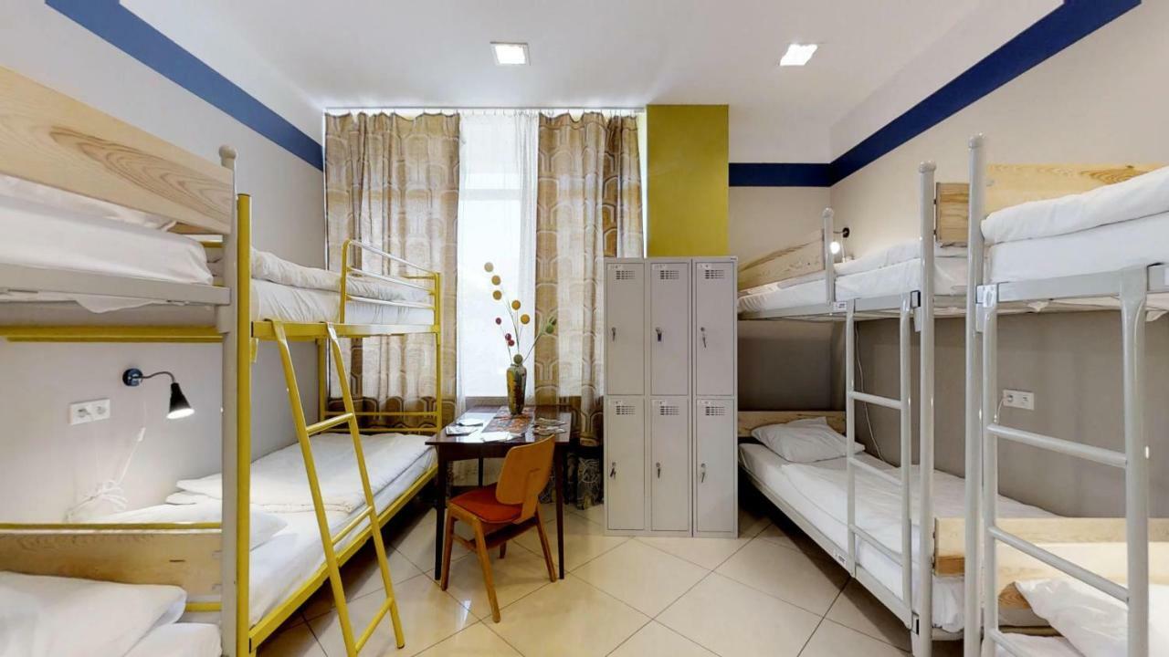 Press Hostel Варшава Экстерьер фото