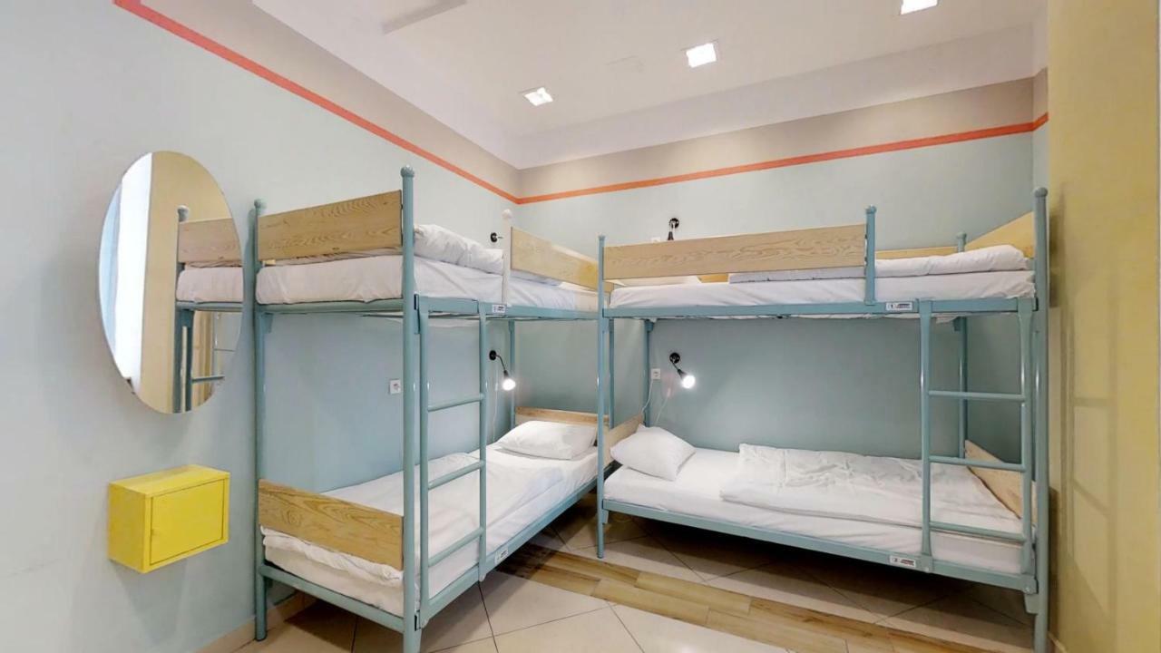 Press Hostel Варшава Экстерьер фото