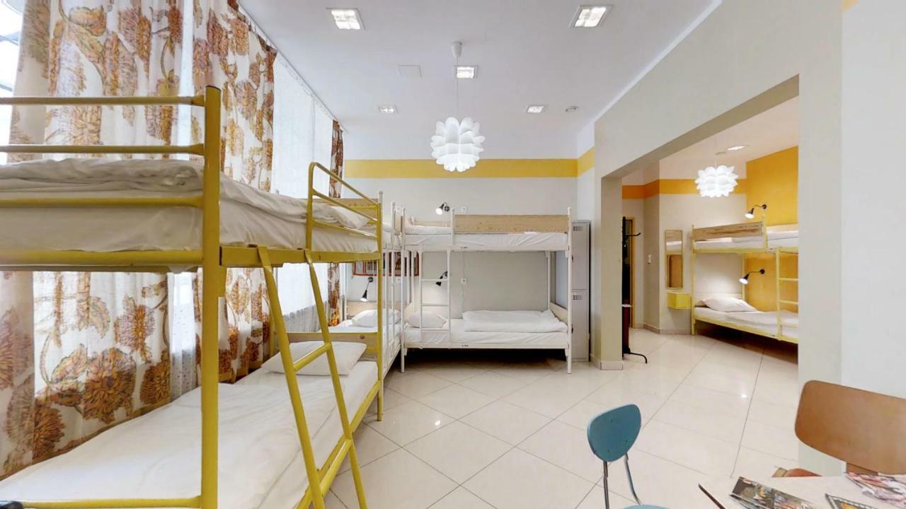 Press Hostel Варшава Экстерьер фото